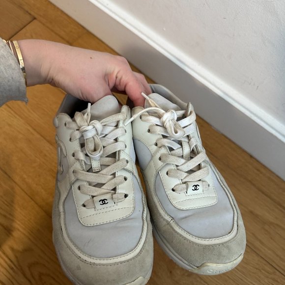 Chanel CC Logo Suede Trainers Low Top Lace Up Sneakers Gray Women's Sz 37 - Picture 9 of 14